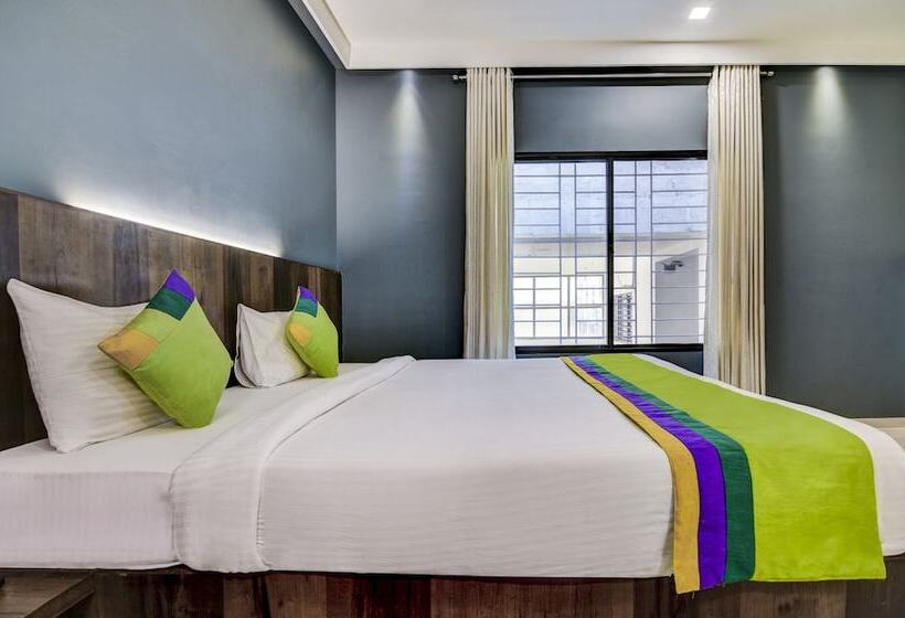 Отель Treebo Shree Sai Suites