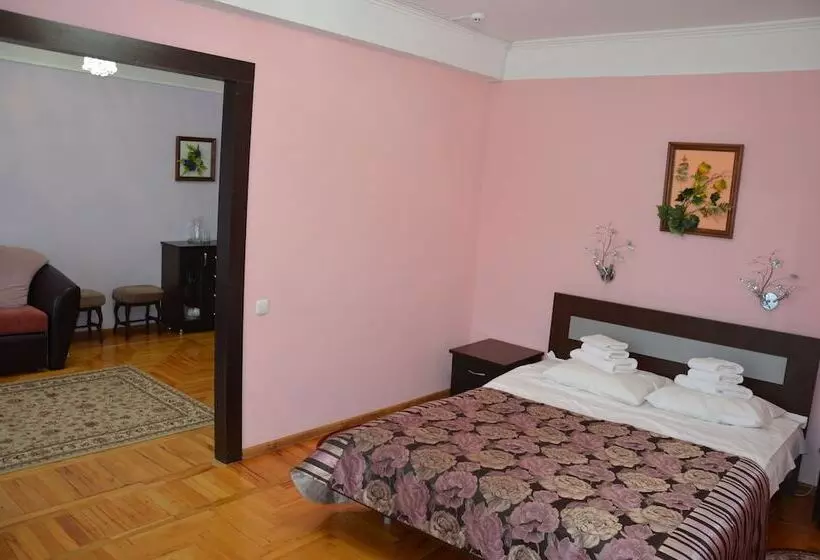 ペンション Pansionat Iskra