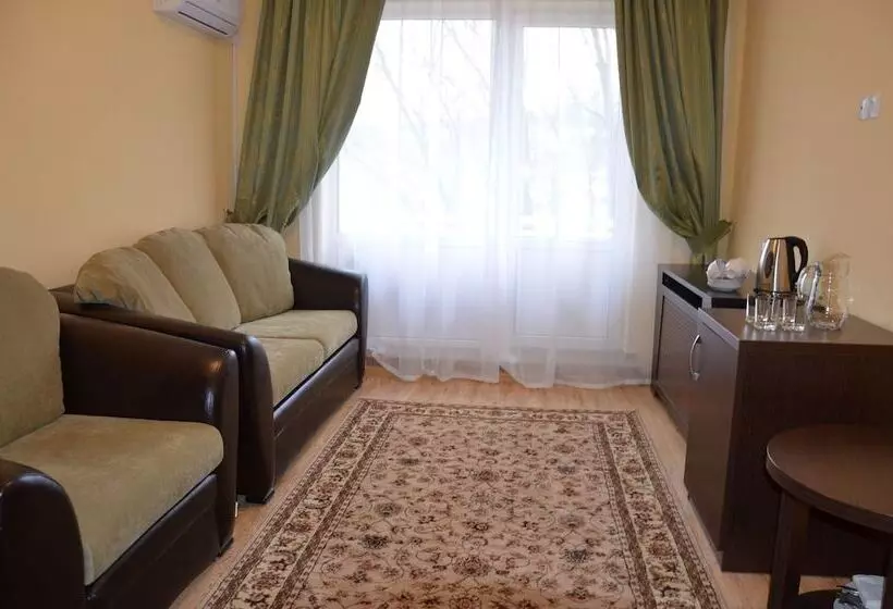 ペンション Pansionat Iskra