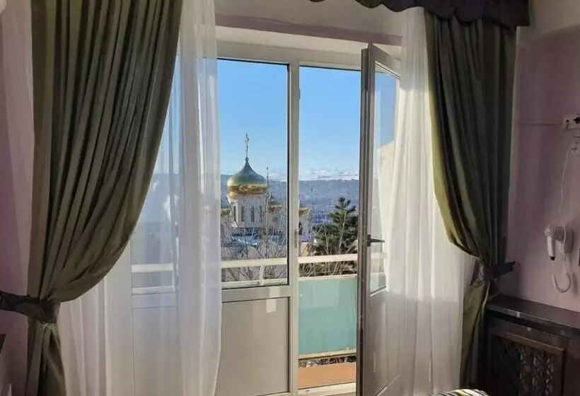 ペンション Pansionat Iskra