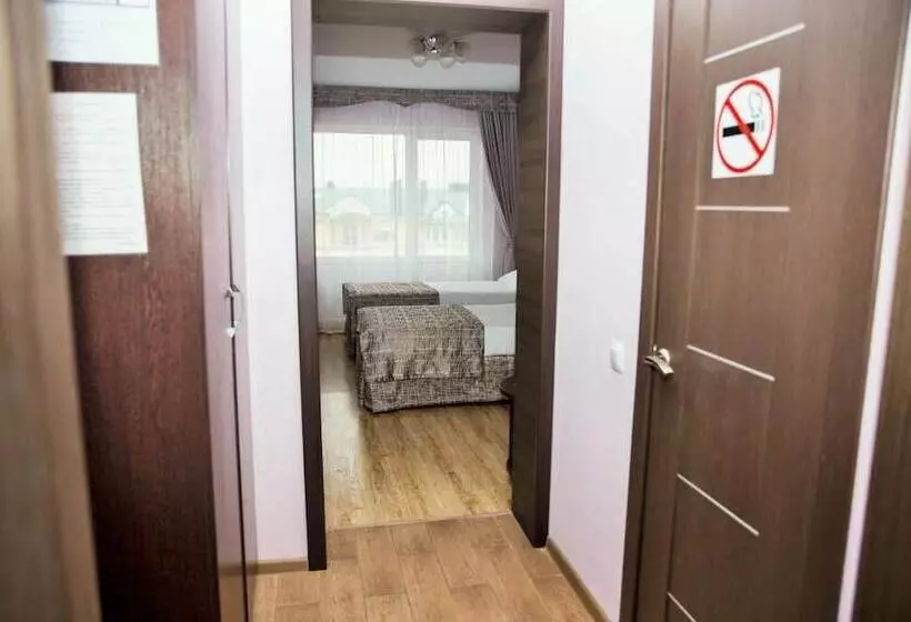 ペンション Pansionat Iskra