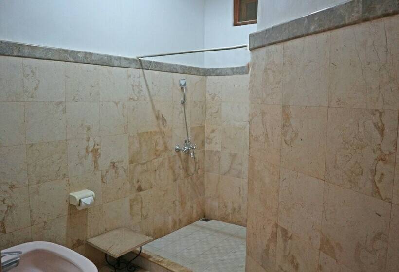 بنسيون Rumah Hoo Guest House