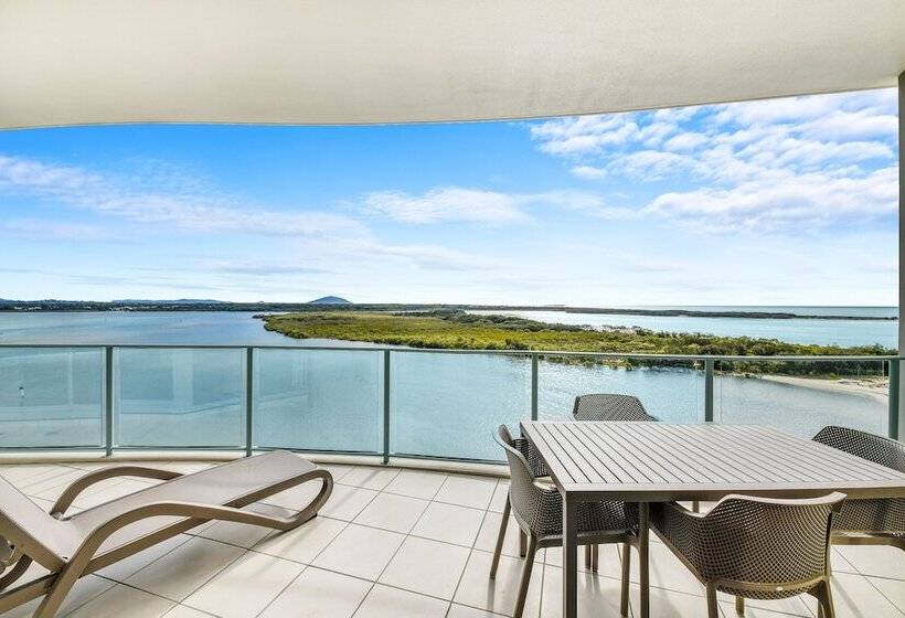 The Duporth Riverside