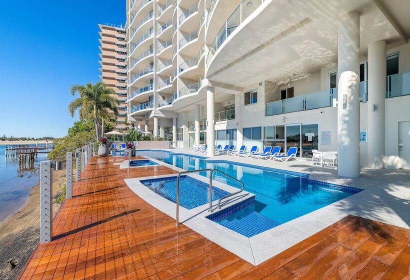 The Duporth Riverside