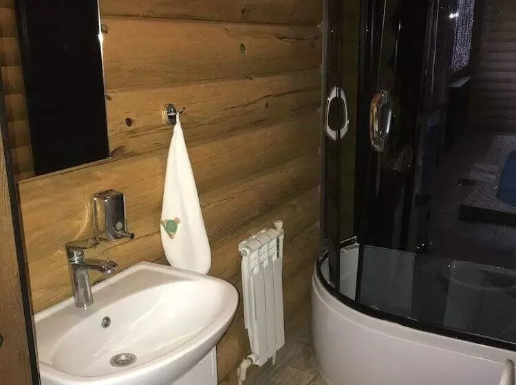 簡易ホテル Russkaya Usadba