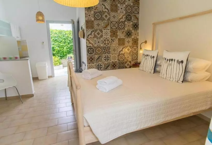 ホテル Kirki Rooms