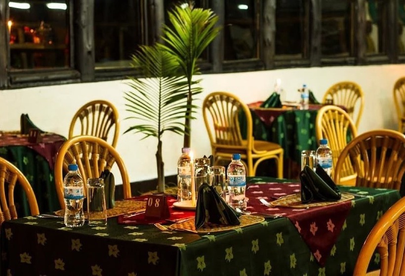 هتل Mountain Gorilla View Lodge