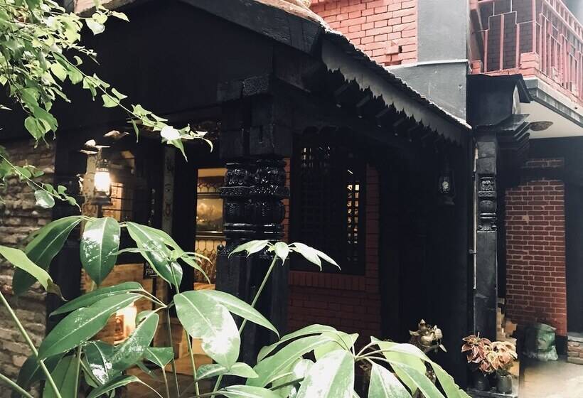 ホテル Nepal Pavilion Inn