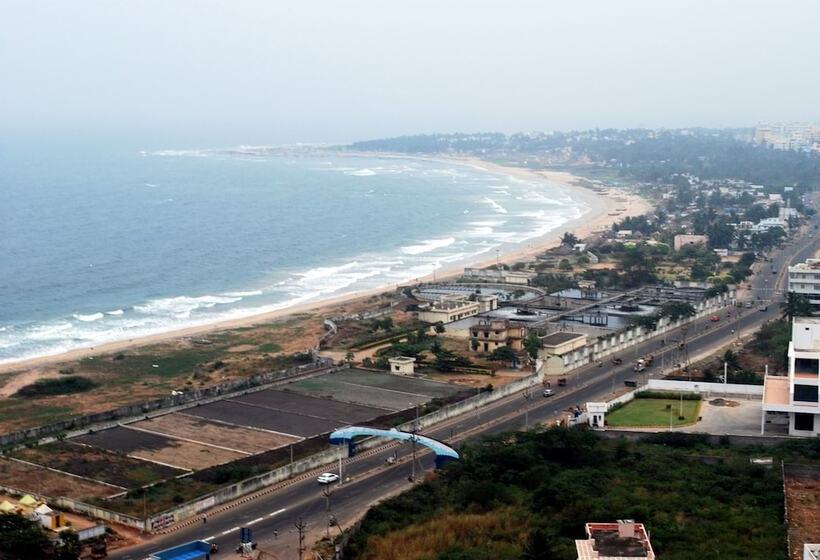 בית מלון כפרי Seatree   Rk Beach