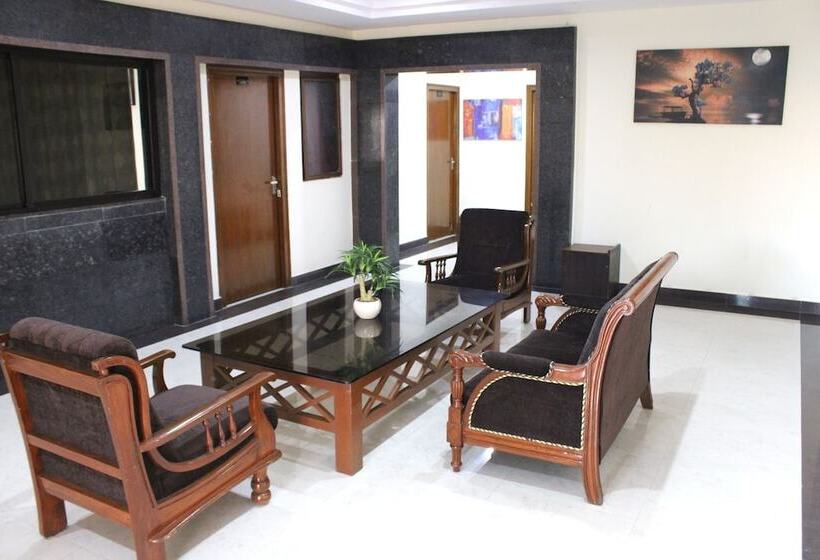 בית מלון כפרי Seatree   Rk Beach