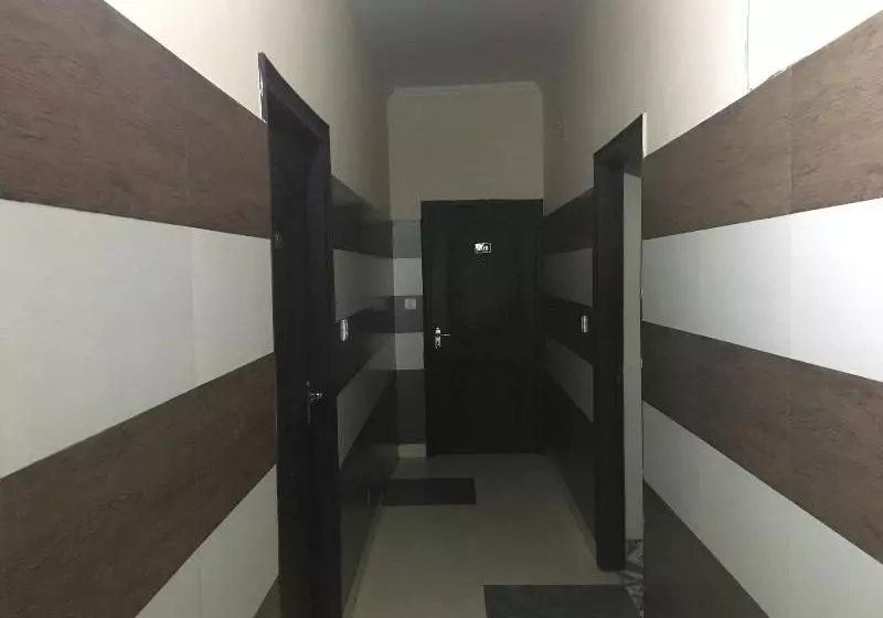 ホテル Shri Amarnath Lodge