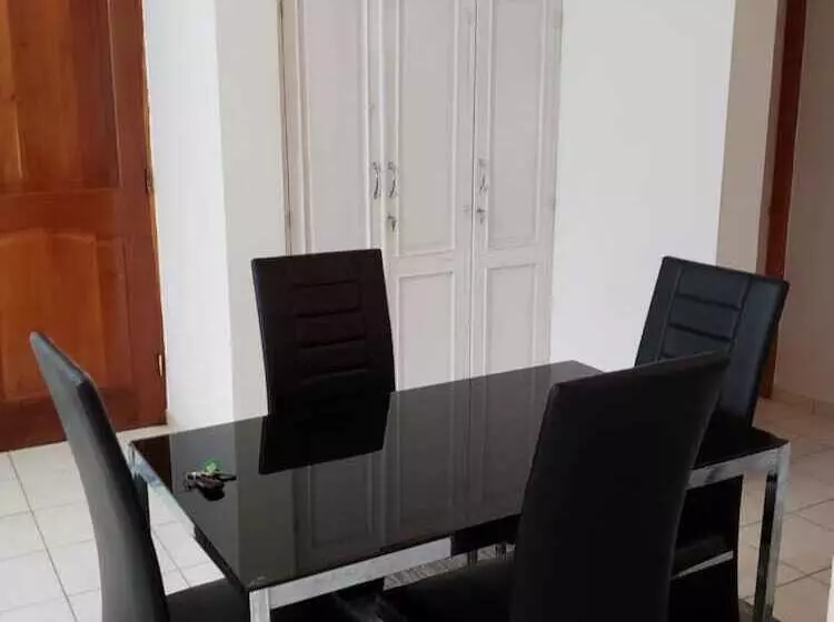 پانسیون Amarilis Masajes