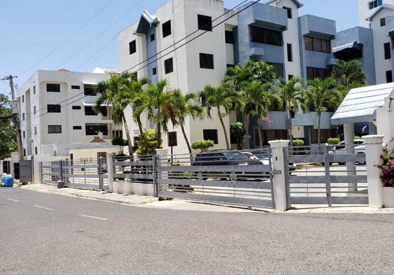 پانسیون Amarilis Masajes