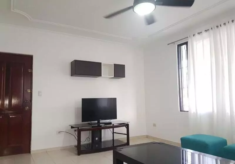 پانسیون Amarilis Masajes