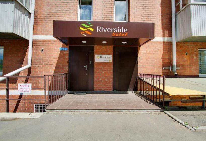 Riverside   Hostel