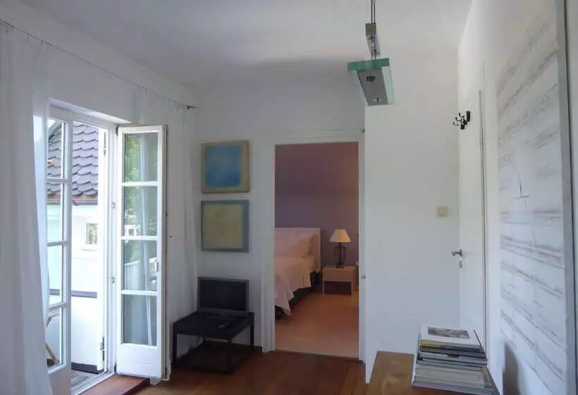 Hotelli Am Eichholz Galerie & Art