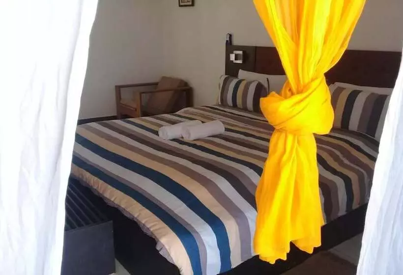 هتل Ehotilé Lodge