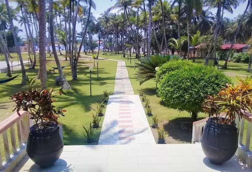 هتل Ehotilé Lodge