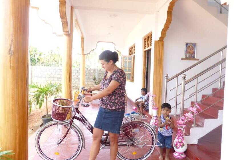 酒店 Nilaveli Star View