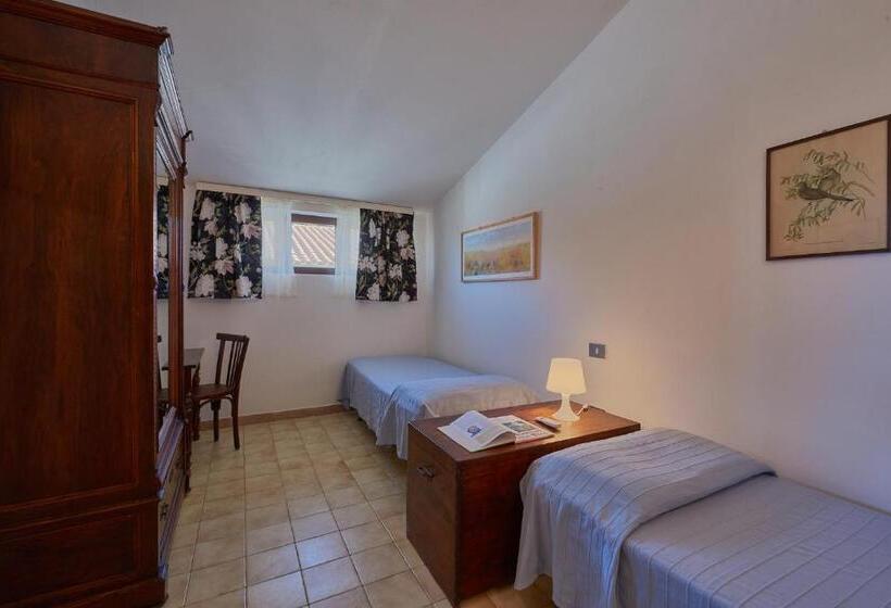 فندق ريفى Agriturismo Tesorino