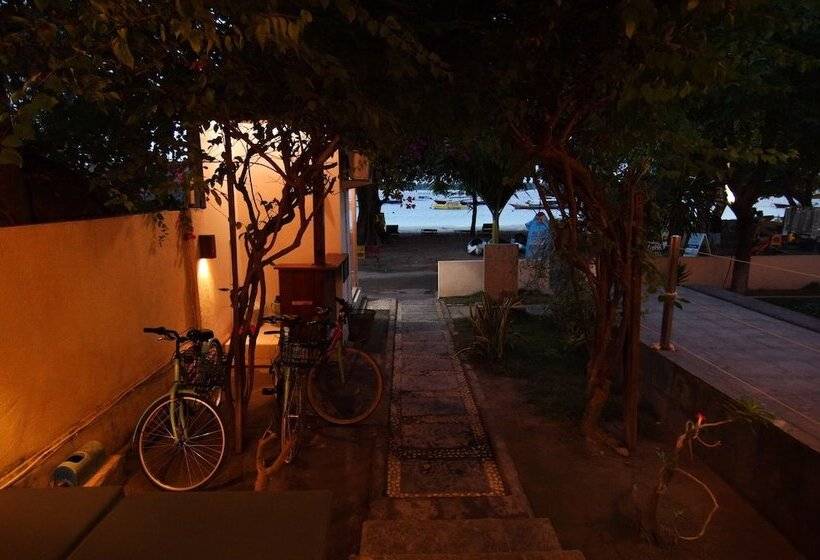 پانسیون Kelapa Kecil