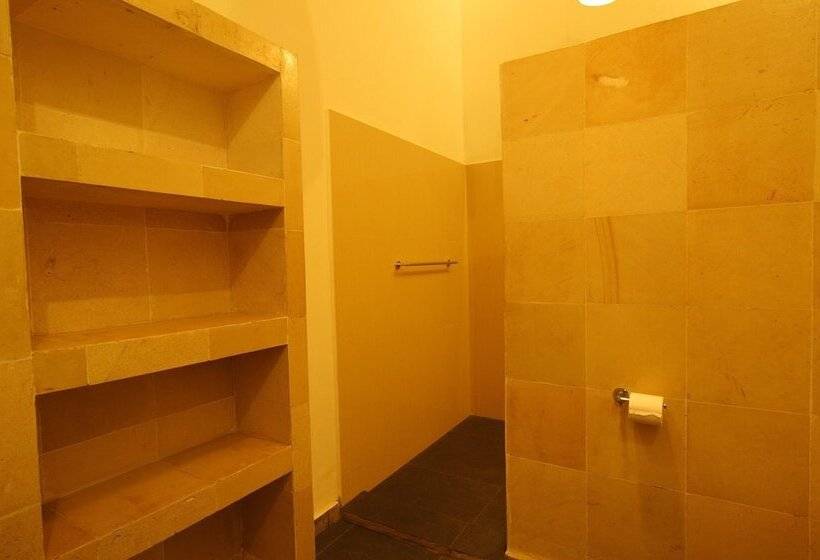 پانسیون Kelapa Kecil