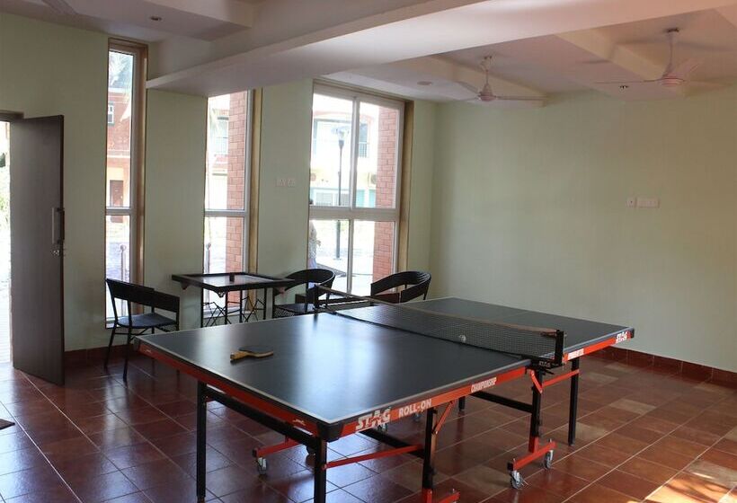 펜션 Oyo Home 11963 Cozy Studio