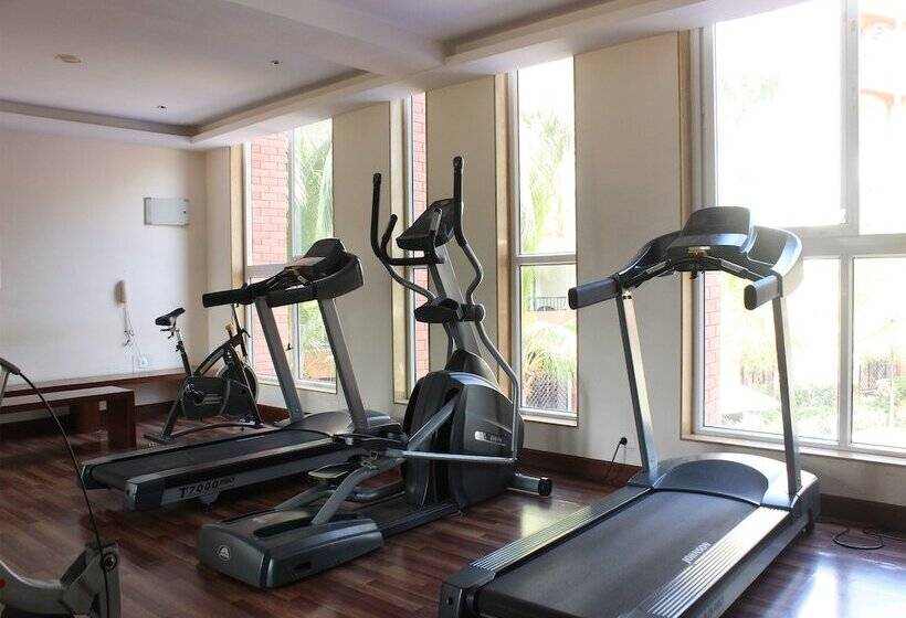 펜션 Oyo Home 11963 Cozy Studio