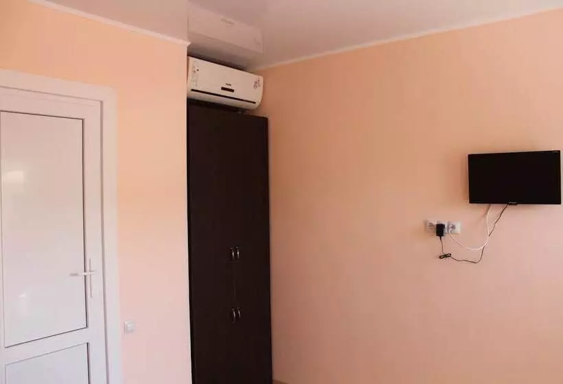 پانسیون Sunrise Villa