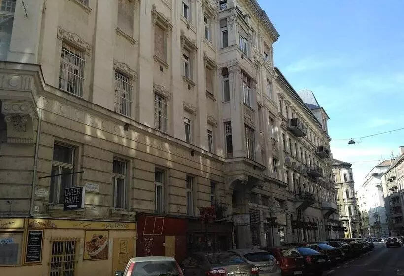 Roland Apartments