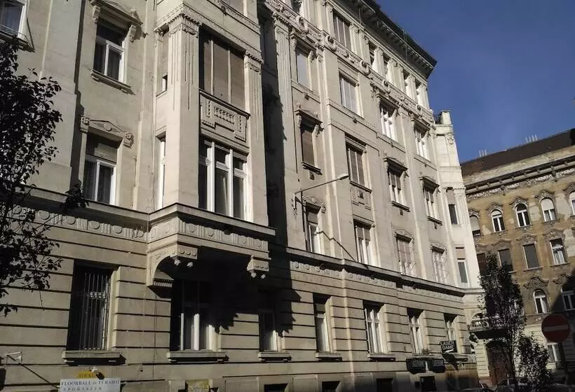 Roland Apartments