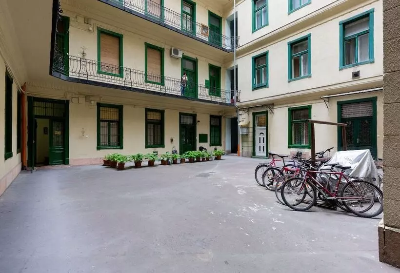 Roland Apartments