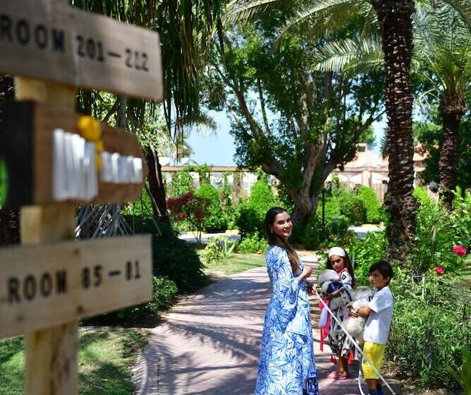 Hotel Umm Al Quwain Beach