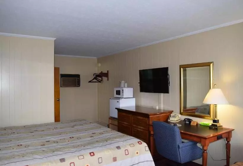 モーテル Economy Inn