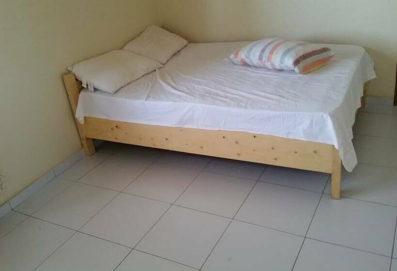 تختخواب و صبحانه De Prince Pensao