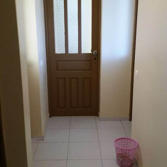 تختخواب و صبحانه De Prince Pensao