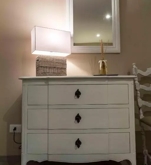 تختخواب و صبحانه La Casa Di Titti