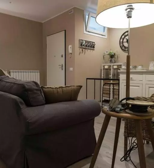 تختخواب و صبحانه La Casa Di Titti