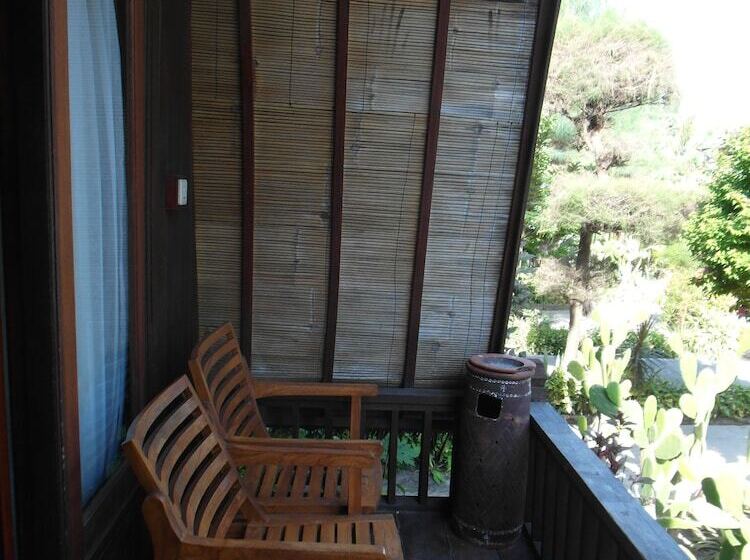 تختخواب و صبحانه Melati Cottage