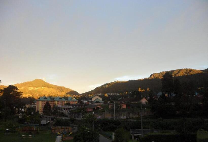 مبيت وإفطار Mount Mary Inn