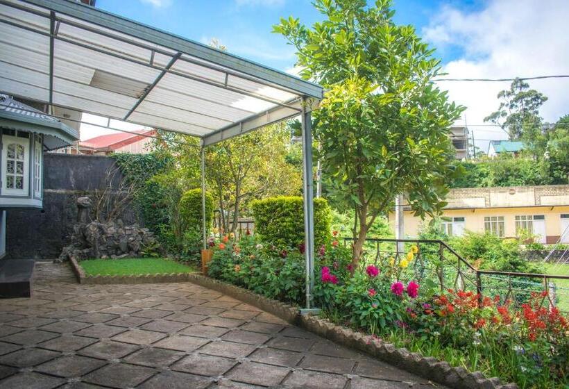 مبيت وإفطار Mount Mary Inn