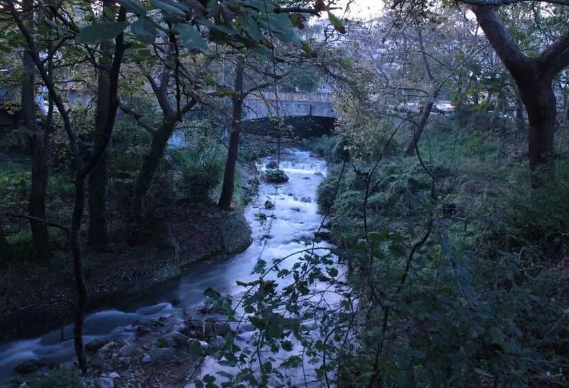 Boutique Hotel Kokkino Spiti