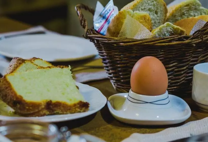 Boutique Hotel Kokkino Spiti