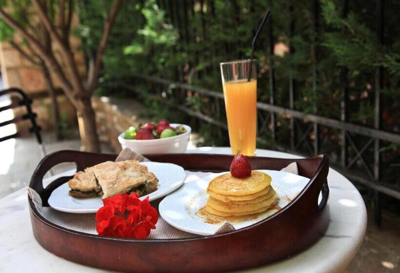 Boutique Hotel Kokkino Spiti