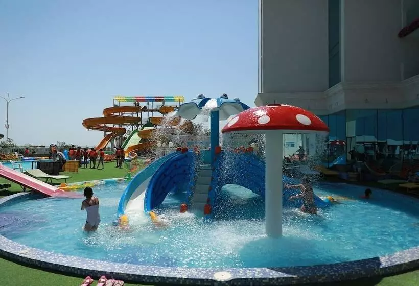 Hotelli Golden Beach