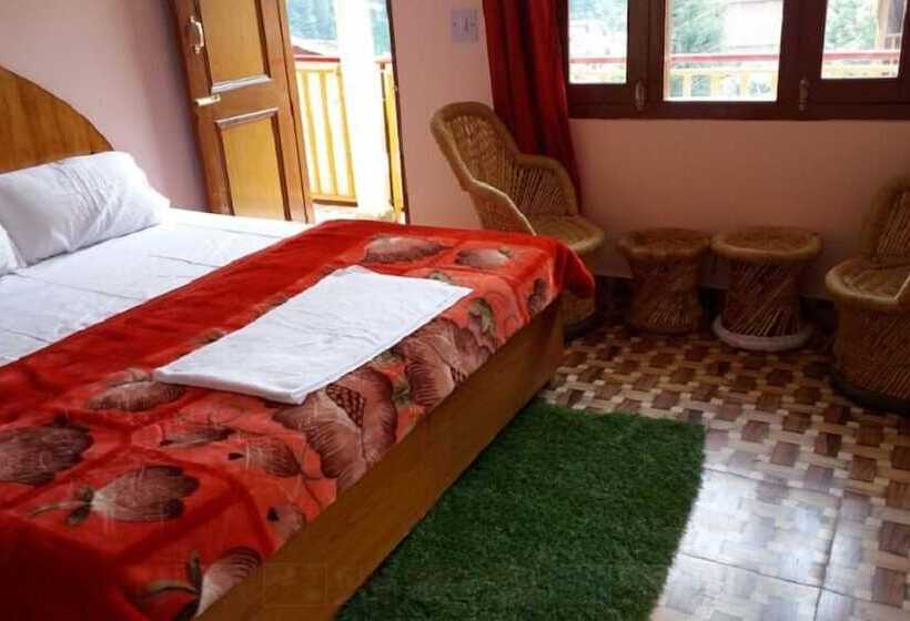 בית מלון כפרי Manali Hills House
