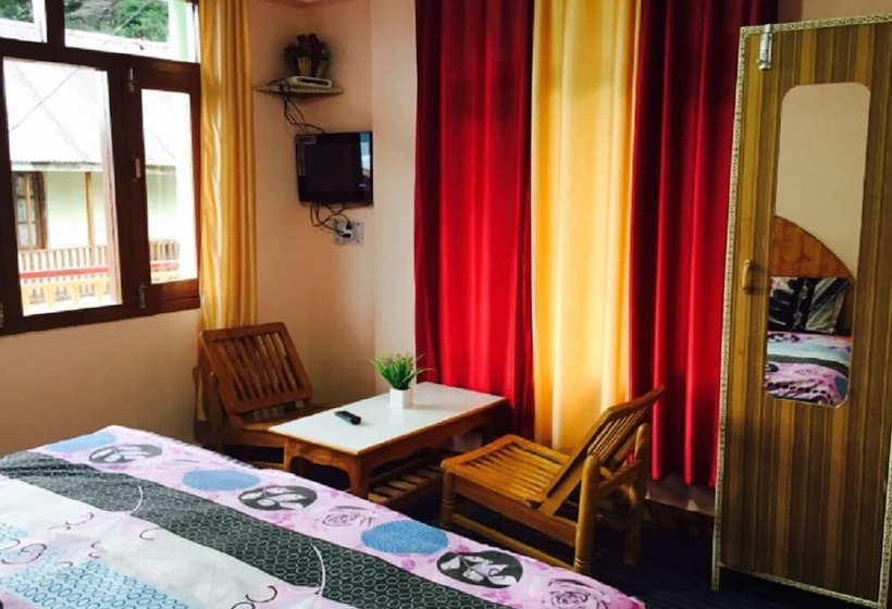 בית מלון כפרי Manali Hills House