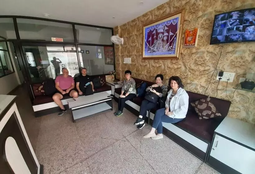 هتل Nahargarh Palace