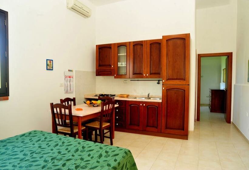 בית מלון כפרי Agriturismo Il Piccolo Lago