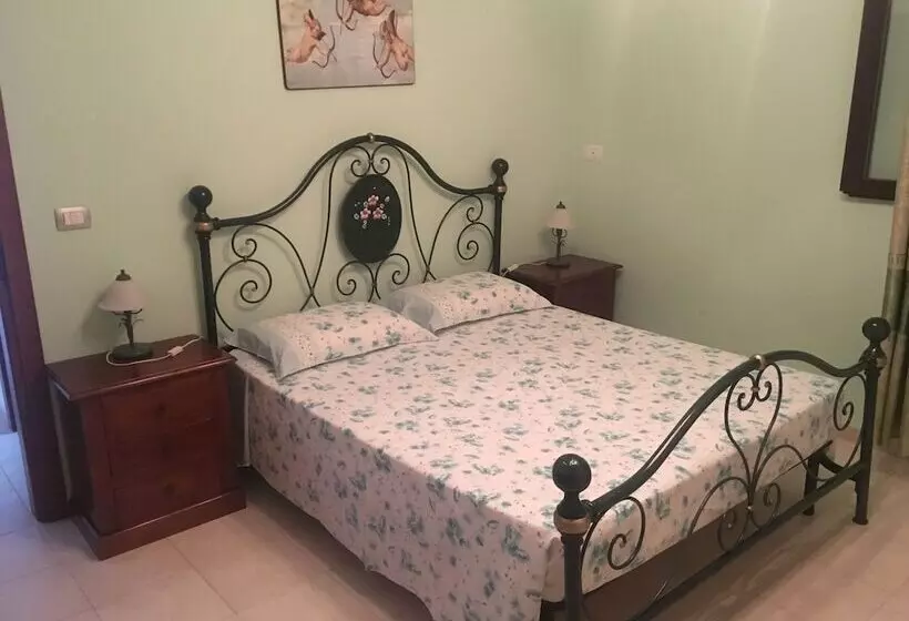 田舎風ホテル Agriturismo Il Piccolo Lago